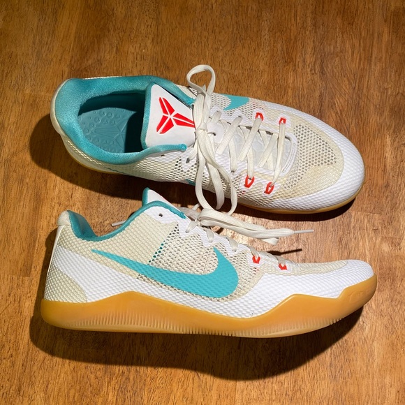 kobe 11 em low summer